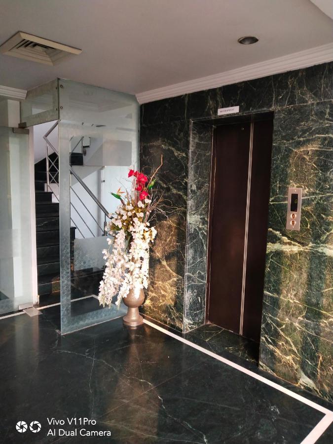 Rass Hotel Kanpur Exterior foto